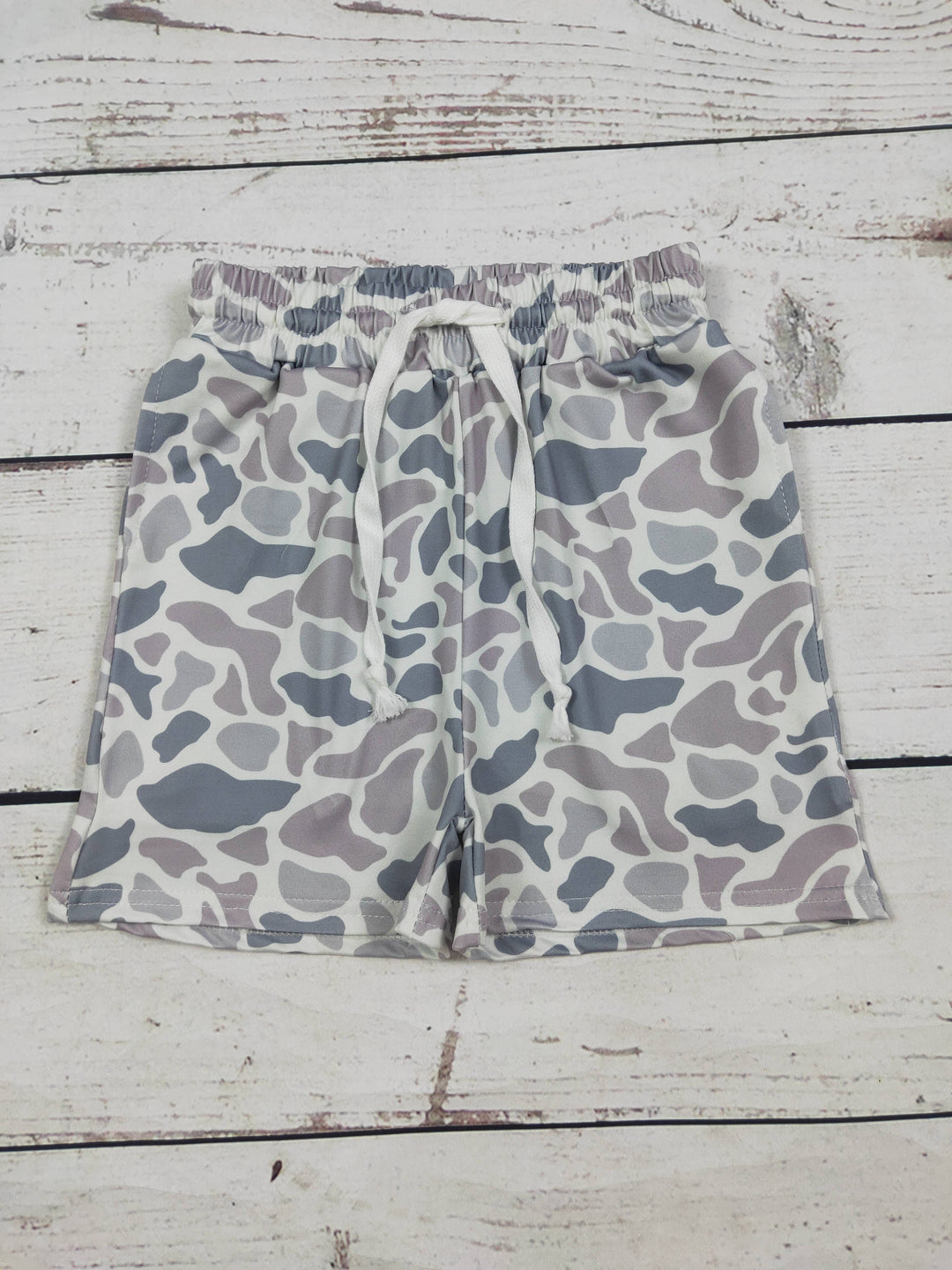 Camouflage Shorts With Gray Printed
