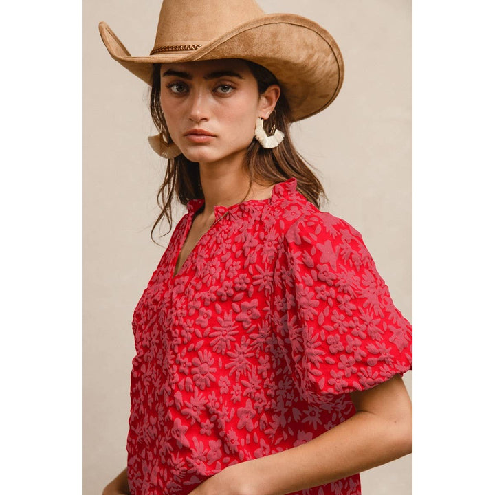 BiBi - FLORAL PATTERN TEXTURE SLEEVES RUFFLED V-NECK TOP