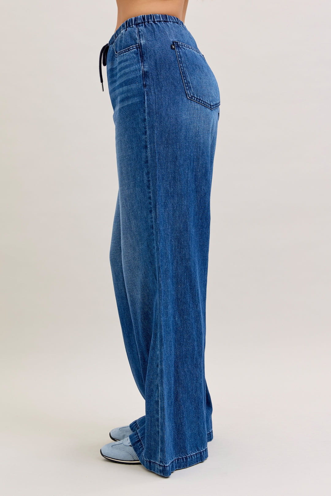 JUDY BLUE HW Featherweight Palazzo