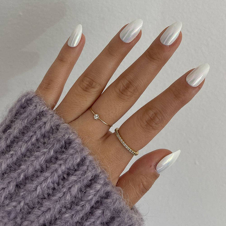 Glamnetic - Moonlight Press-On Nails|Pearlescent White| Short Almond