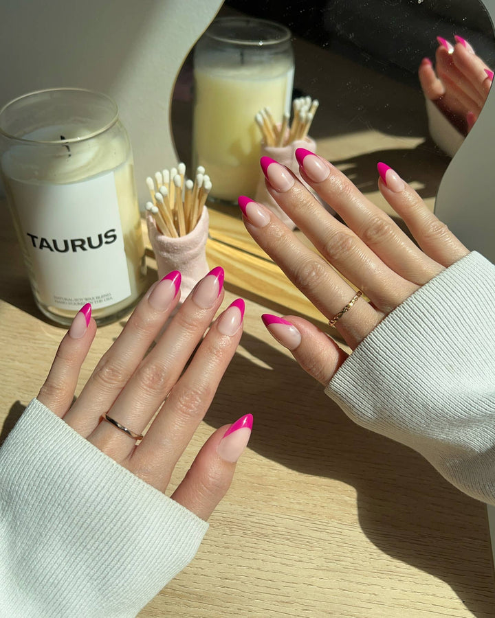 Glamnetic - Raspberry Sorbet Press-On Nails | French Tip | Short Almond
