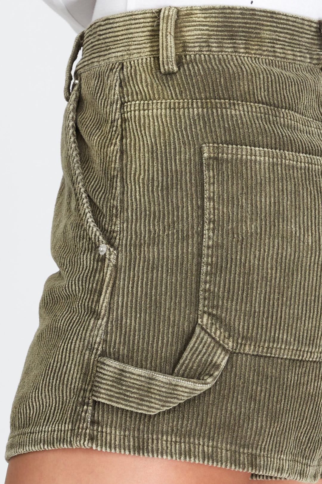 WASHED CORDUROY SHORTS WITH POCKETS