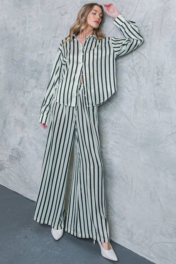 FLYING TOMATO - A printed satin pant - IP8081