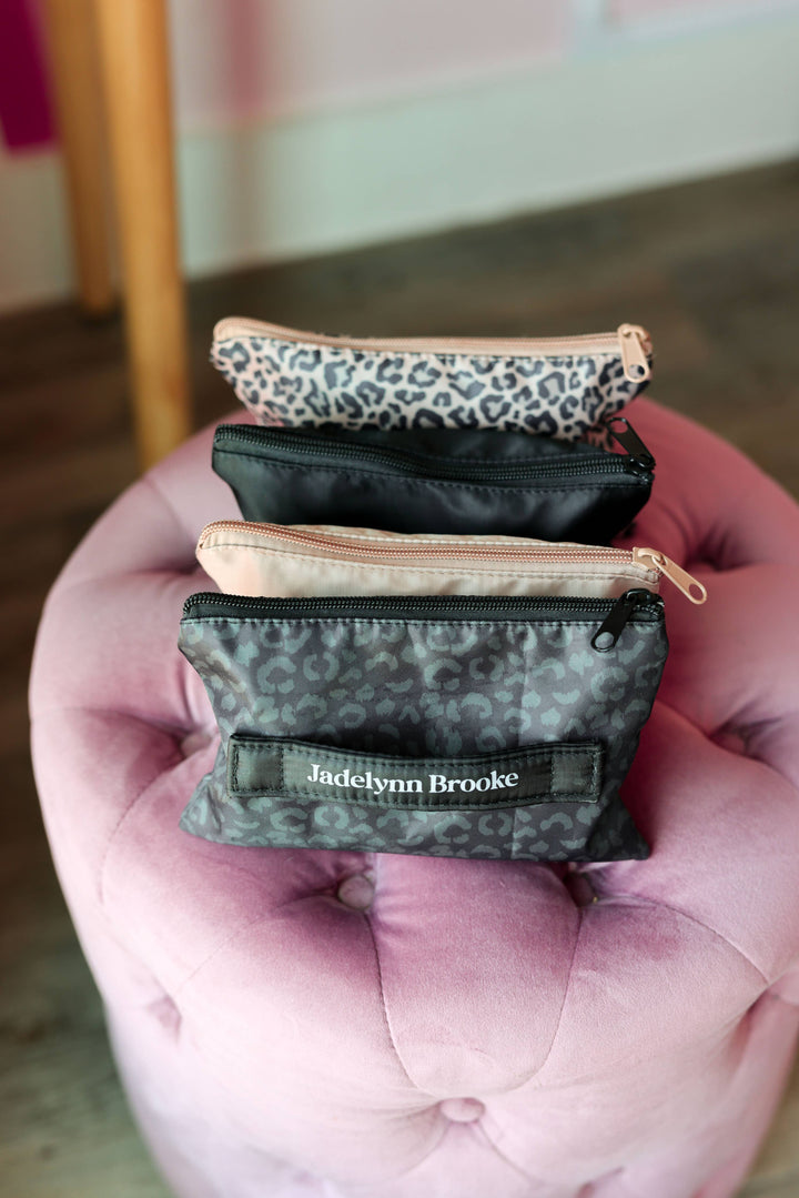 Jadelynn Brooke - Expandable Organizer – Traditional Cheetah