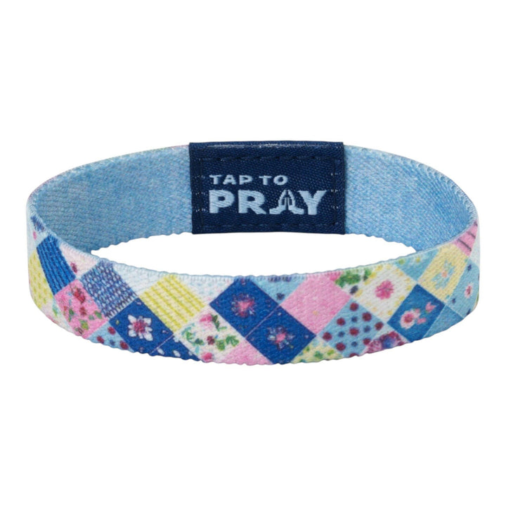 Versible - Tap To Pray® Wristband – Patchwork - Love Like Jesus