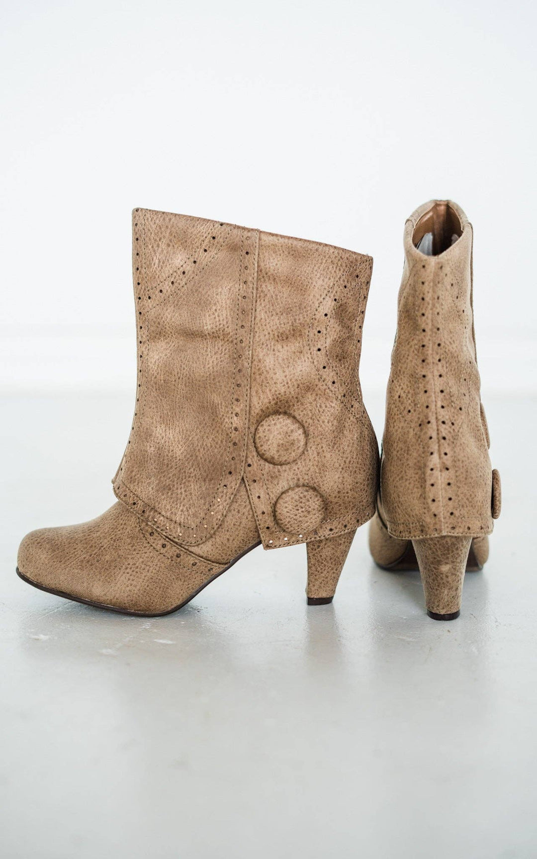 Naughty Monkey - Cowgirl Star Booties in Taupe