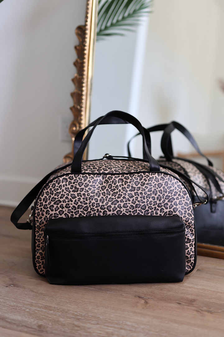 Jadelynn Brooke - Duffle Bag – Traditional Cheetah