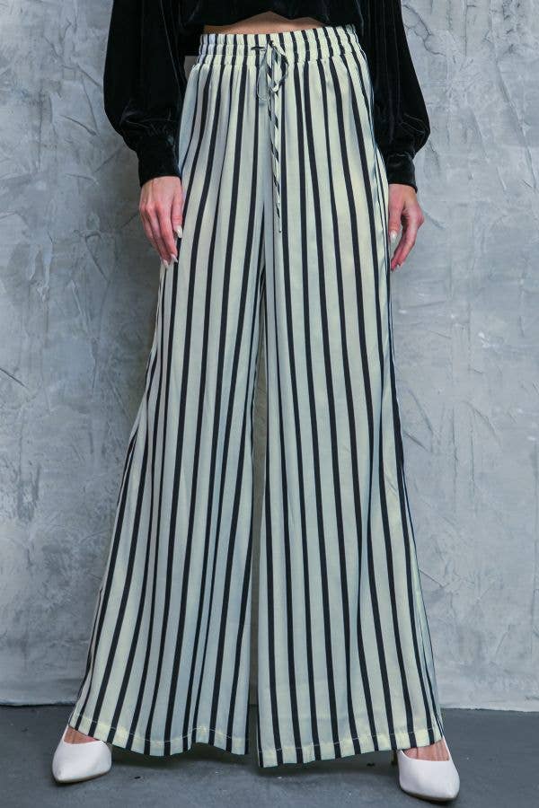 FLYING TOMATO - A printed satin pant - IP8081