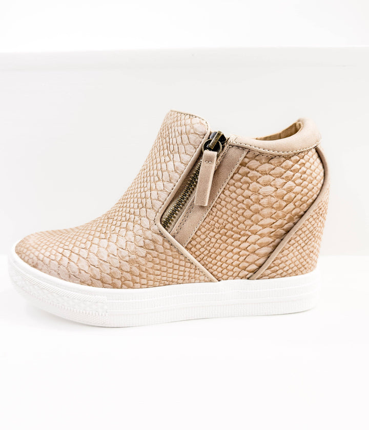 Naughty Monkey - Timmibelle Wedge Sneaker in Blush