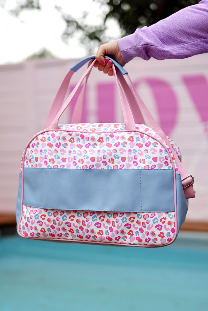 Jadelynn Brooke - Duffle Bag – Party Animal Cheetah – Pink/Orange/Blue