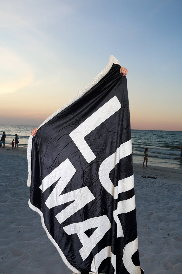 LULU MAC BLANKET BLACK