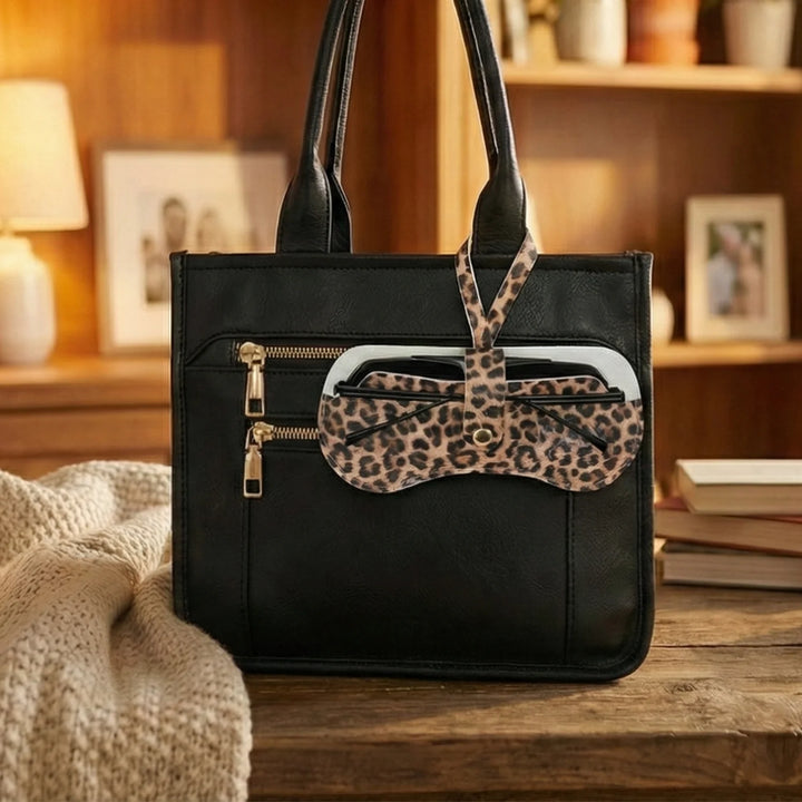 EYEWEAR CLUTCH