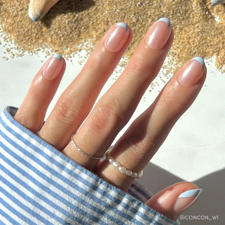 Glamnetic - Into Blue Press-On Nails|Short Oval|Light Blue Glazed French