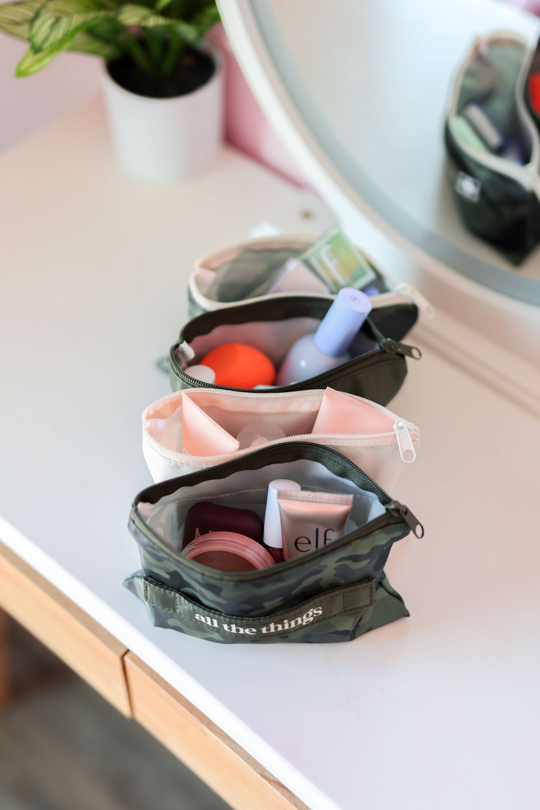 Jadelynn Brooke - Expandable Organizer – Hometown Camo
