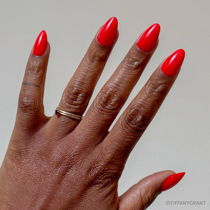Glamnetic - Fiery Red Press-On Nails | Solid Nails | Short Almond Length