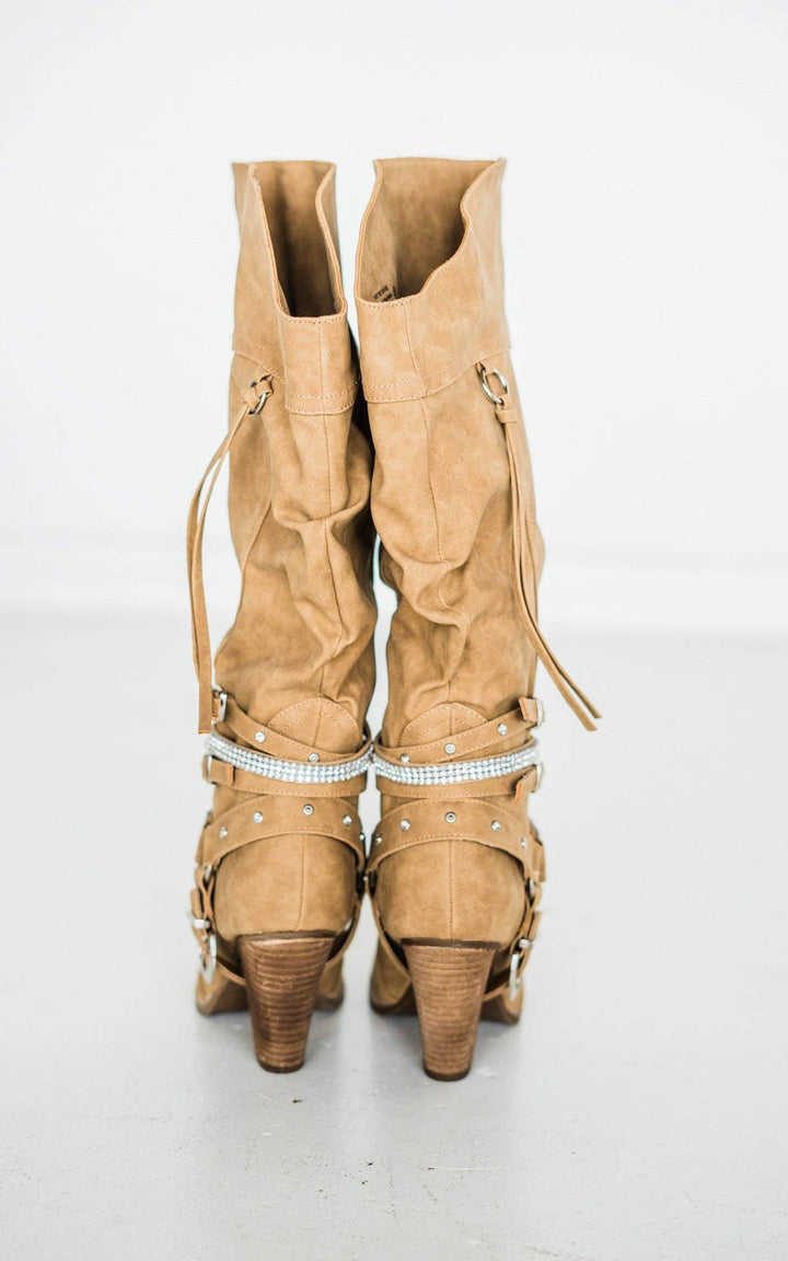 Naughty Monkey - Stacey Boots in Nude