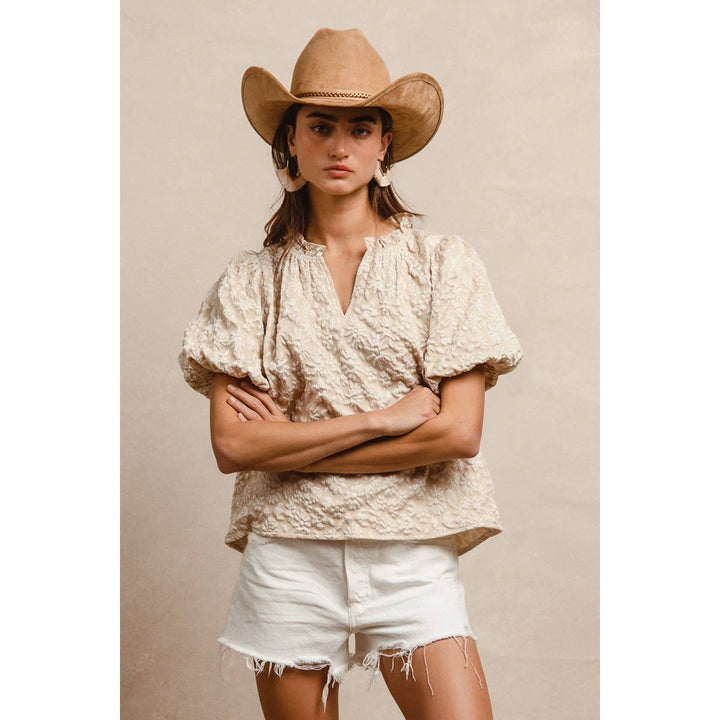 BiBi - FLORAL PATTERN TEXTURE SLEEVES RUFFLED V-NECK TOP