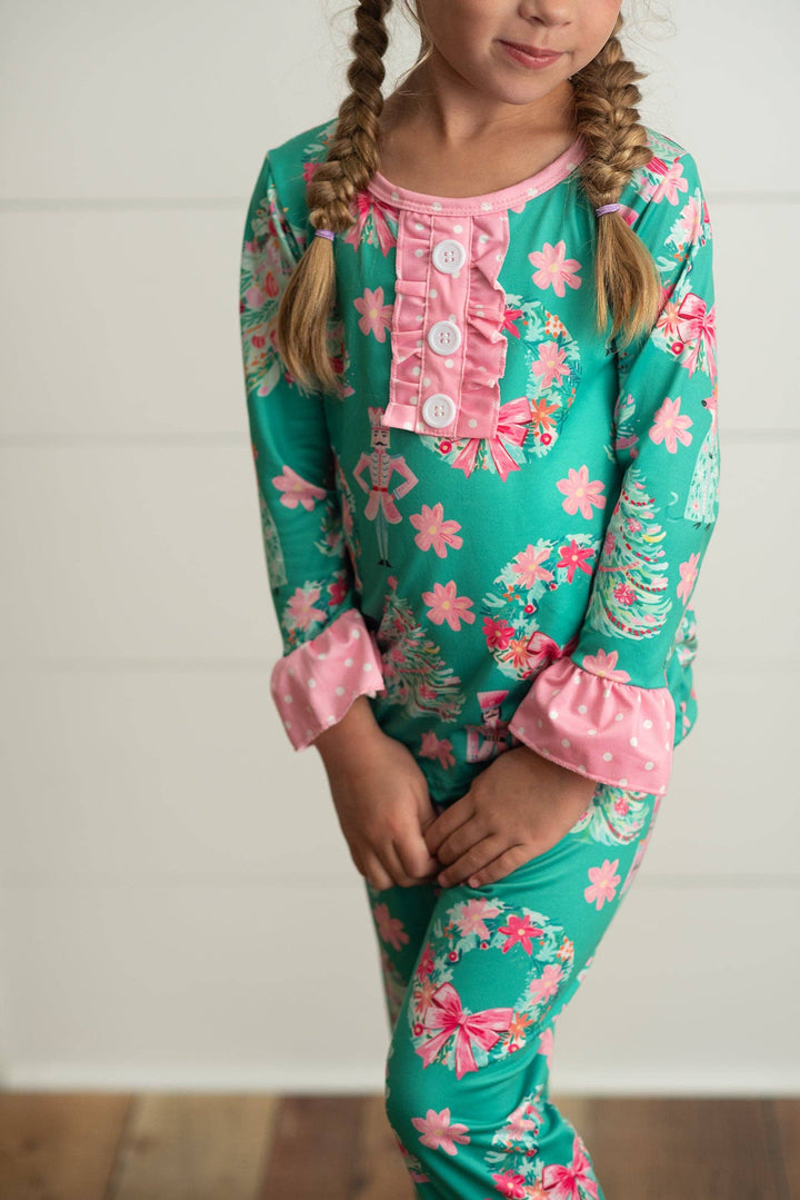 Kids Green &amp; Pink Ruffle Nutcracker Comfy Lounge Play Set