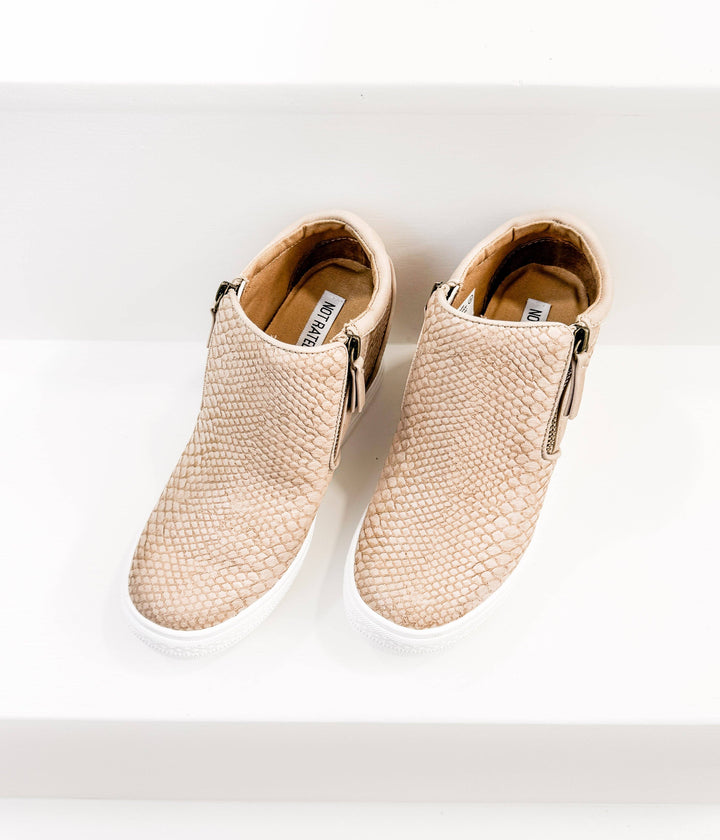 Naughty Monkey - Timmibelle Wedge Sneaker in Blush